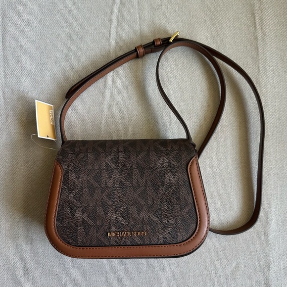 Michael Kors Lucie Saddle Crossbody Purse - Picture 6 of 10